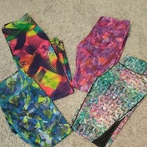 Colorful Womans Leggings Set, Size Small